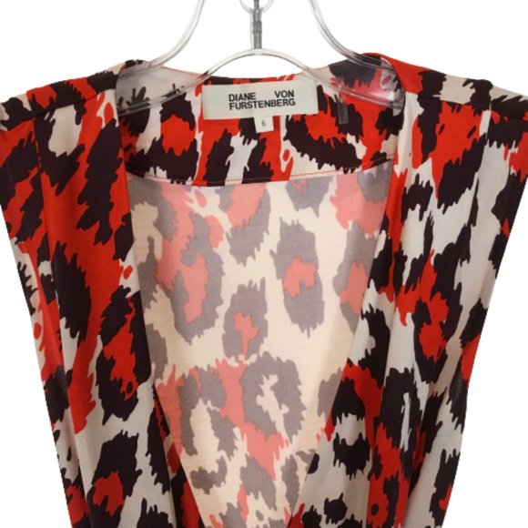 Womens Size 6 Diane Von Furstenberg DVF Jasmine Silk Wrap Animal Print Dress - Picture 7 of 9